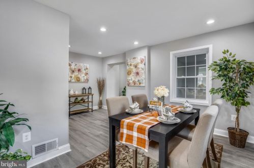 11810 Valleywood Dr, Silver Spring MD 20902-2233 exterior