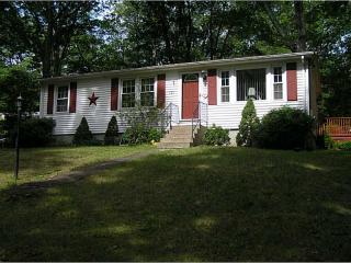 181 Steere Farm Rd, Burrillville, RI 02830-1543