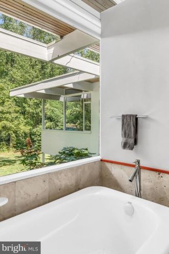 279 Ridgeview Rd, Princeton NJ  08540-7665 exterior