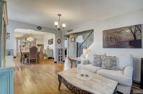 128 Madison Ave, Rochelle Park, NJ 07662-4317
