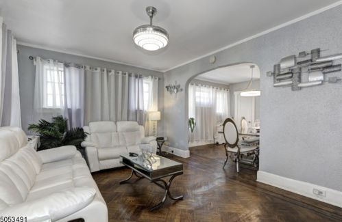 1 Wolf Pl, Irvington, NJ 07111-2849