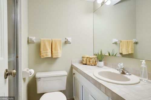 13778 Guild Ave, Saint Paul MN  55124-7612 exterior