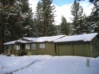 1257 Grizzly Rd, Portola, CA 96122-5502