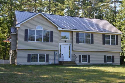 33 Desmond Dr, Wakefield, NH 03830-3577
