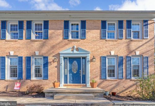 8414 Golden Aspen Ct, Springfield, VA 22153-1813