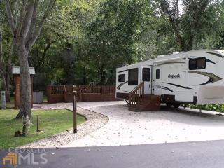 28 Fishtail Cir, Cleveland, GA 30528-8614