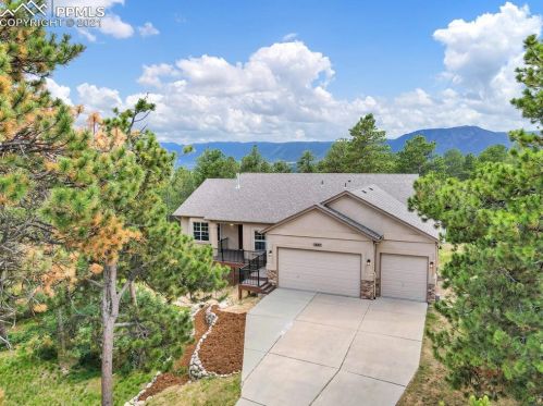 1367 Buckwood Ln, Woodmoor, CO 80132-9509