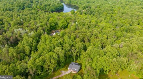 11626 Forest Walk Dr, Spotsylvania VA  22551-7920 exterior