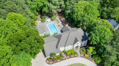 5485 Errol Pl, Atlanta GA  30327-4871 exterior
