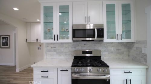 1020 Hickory St, Santa Ana CA  92701-6004 exterior