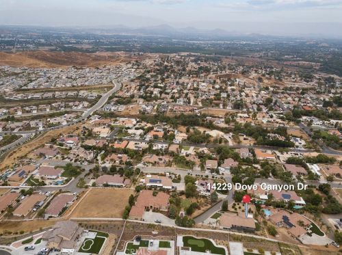 14229 Dove Cyn Dr, Riverside CA  92503-6418 exterior