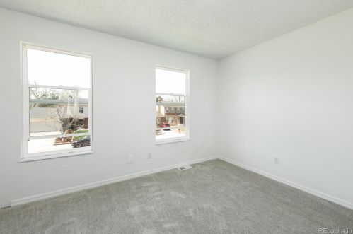 2418 Dawson Way, Aurora CO  80014-2412 exterior