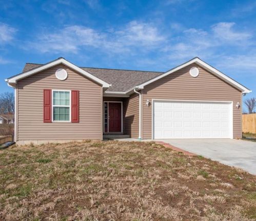 31 Cayden Roger Dr, Winfield, MO 63389-3618