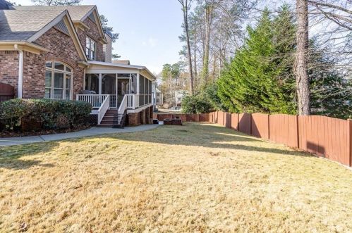 2212 Meadowvale Dr, Atlanta GA  30345-3543 exterior