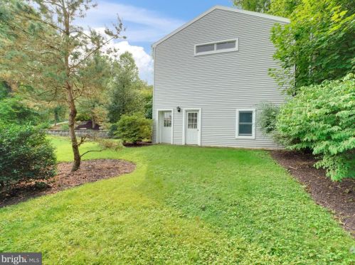 1407 Mahantongo St, Primrose PA 17901-3307 exterior