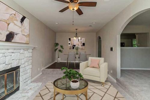 3425 Slade Blvd, Fort Worth, TX 76116-6301