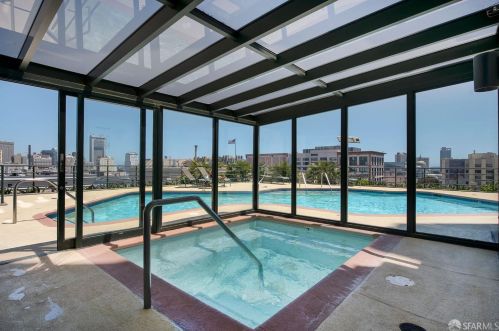 1 Daniel Burnham Ct, San Francisco CA  94109-0451 exterior