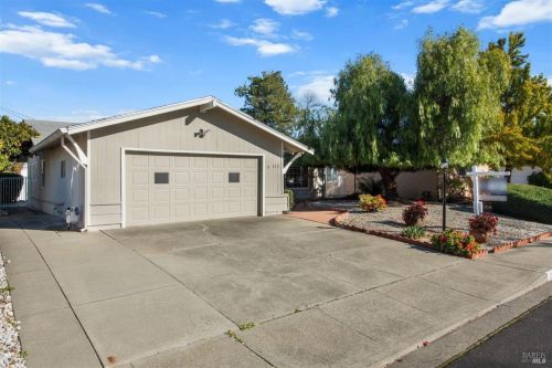 117 Olympic Cir, Vacaville, CA 95687-3305