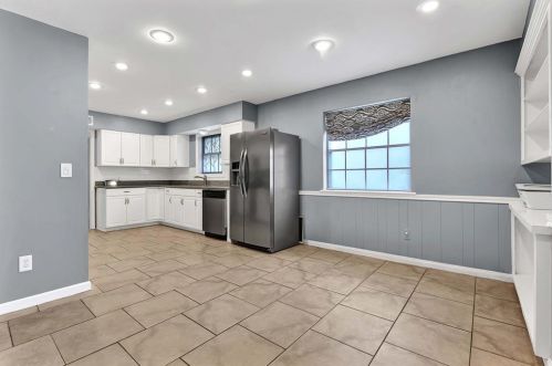 403 Pebblebrook Dr, Taylor Lake Village TX  77586-6012 exterior