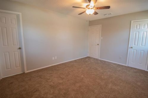 5960 Richard Dr, Fort Worth TX  76148-2727 exterior