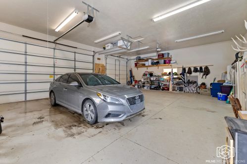 2548 3700, Cedar City UT 84721-8135 exterior