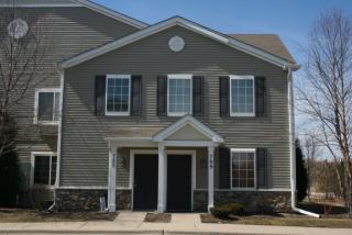709 Silverstone Dr, Carpentersville, IL 60110-1182