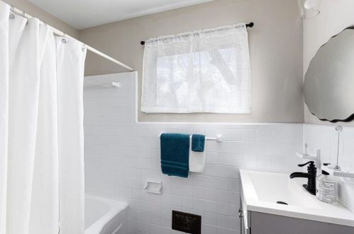 1903 Mcjenkin Dr, Atlanta GA  30345-3005 exterior