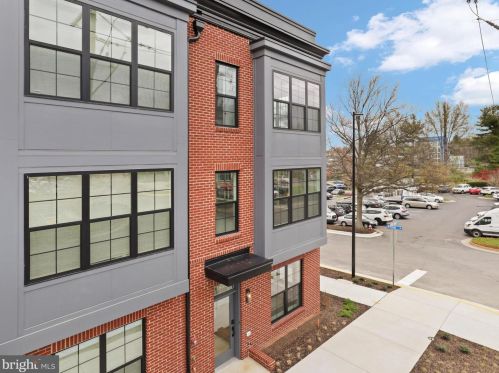 1830 Michael Faraday Dr, Herndon, VA 20190-5341