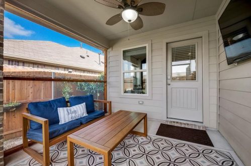 5845 Dew Plant Way, Fort Worth TX  76123-5021 exterior