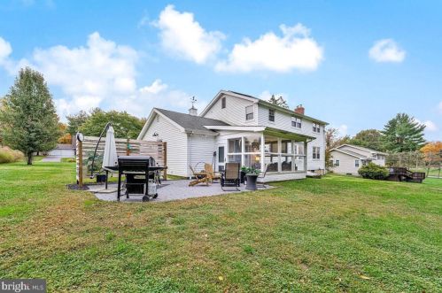 27 Lochatong Rd, Trenton NJ 08628-1608 exterior