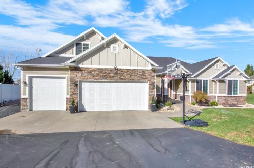 1407 Mountain Rd, Ogden, UT 84404-6034