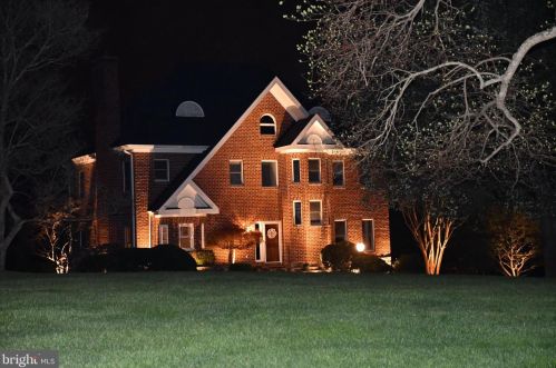 36756 Snickersville Tpke, Purcellville, VA 20132-4915