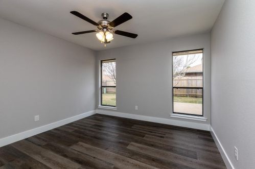 7621 Pear Tree Ln, Fort Worth TX  76133-7462 exterior