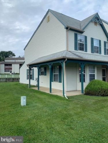 241 Knoll Dr, Blenheim, NJ 08012-5407