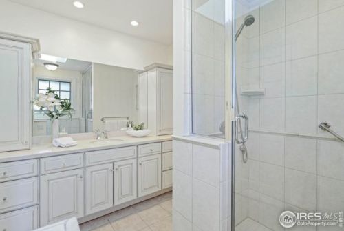 255 Mohawk Dr, Boulder CO  80303-3649 exterior