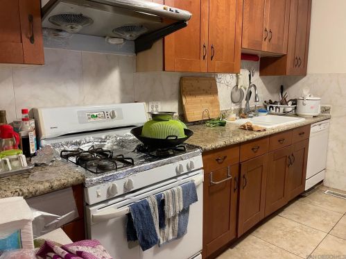 4163 Vista Grande Dr, San Diego, CA 92115-6819
