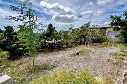 3645 Puuku Makai Dr, Honolulu HI  96818-2815 exterior