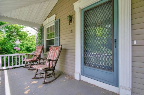 5 Hudson St, Kensington, CT 06037-3110