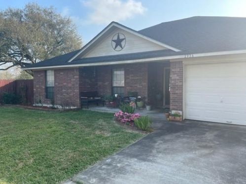 1916 Avenue C, Danbury, TX 77534-8046