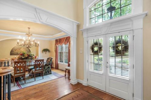 2551 Essex Ln, Atlanta GA  30331-7855 exterior