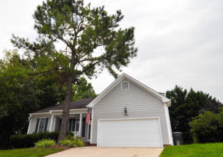 9133 Deershire Ct, Raleigh, NC 27615-4099