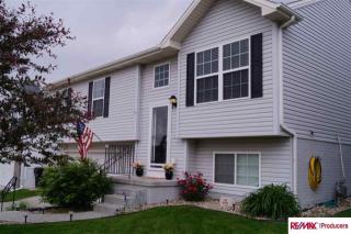 19354 Laci St, Omaha, NE 68135-4268