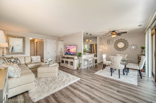 15110 Evergreen Dr, Orland Park, IL 60462-6622