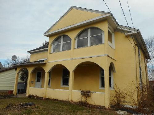 139 High St, Torrington, CT 06790-5175