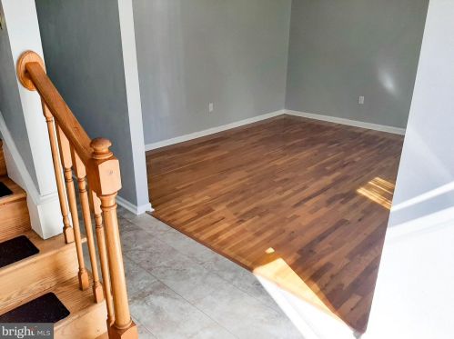 7712 Capron Ct, Lorton, VA 22079-4331