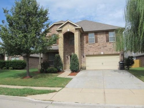 5808 Misty Breeze Dr, Fort Worth TX  76179-5273 exterior