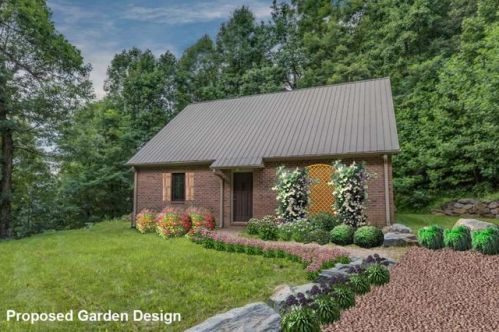 119 Bear Run Dr, Columbus, NC 28722-3466