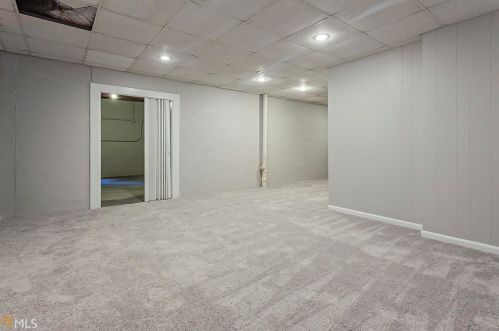 810 Mabry Rd, Atlanta GA  30328-2662 exterior