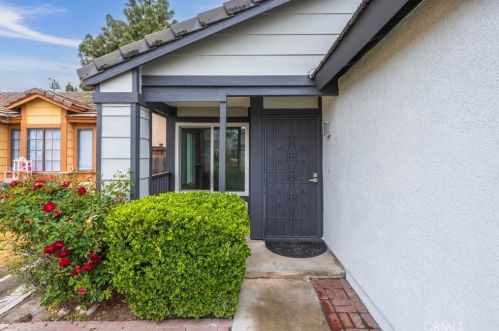 1386 Topsail Ave, Colton, CA 92324-6212