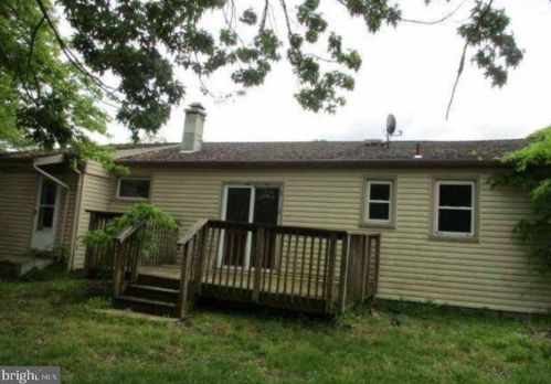 602 Tait Rd, Somerdale, NJ 08083-2047